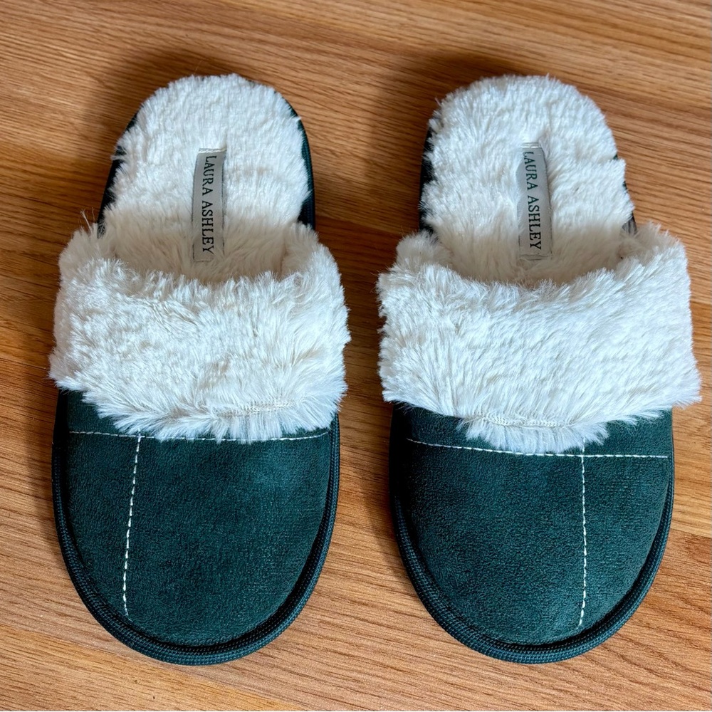 Laura Ashley Teal Plush Fur Slippers Size 5-6